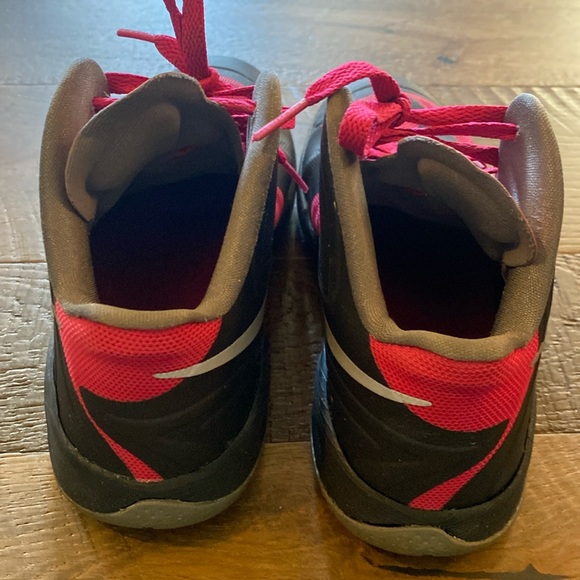 Nike hyperfuse pink black grey y 5 w 7 - Picture 3 of 4